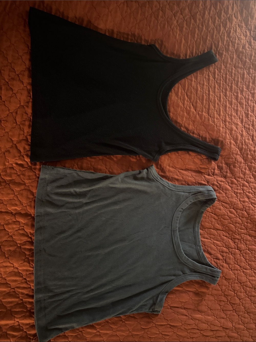 Abercrombie & Fitch Black and Gray Ribbed Tank Tops